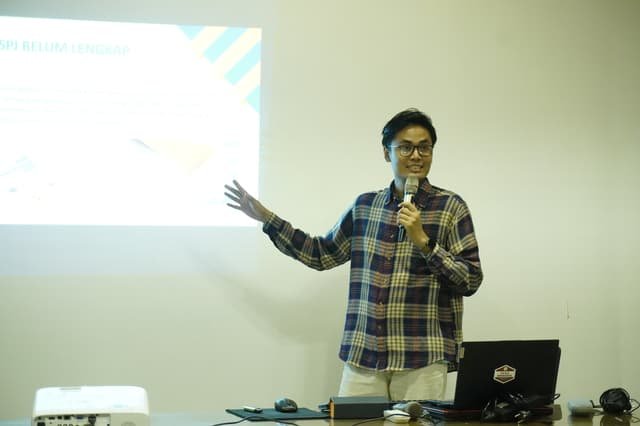 Aktivitas belajar bersama